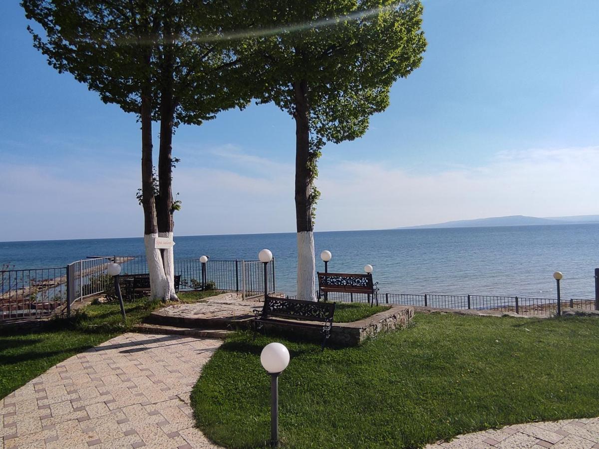 Helios Hotel Balchik Exterior foto